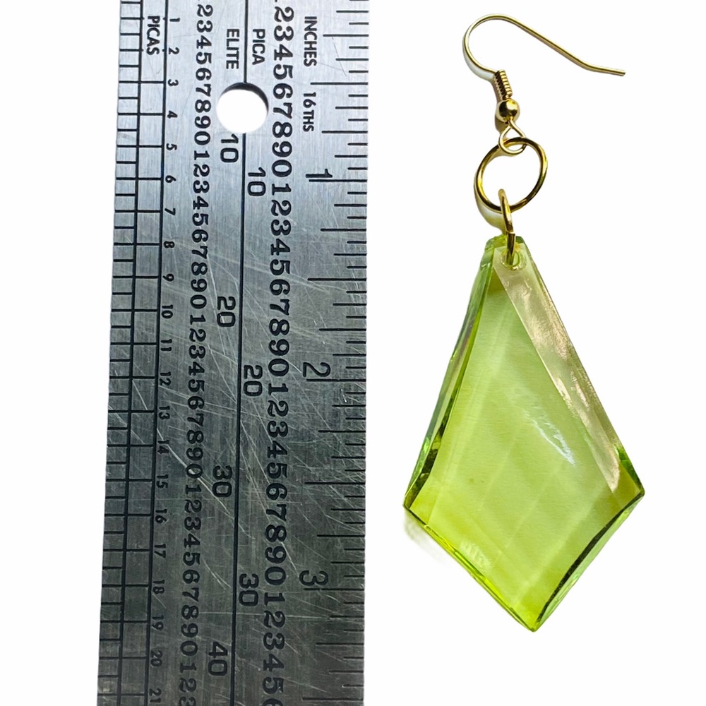 Hand Crafted Earrings Green Peridot Dangle Diamond-Shaped Acrylic Long - Picture 3 of 6